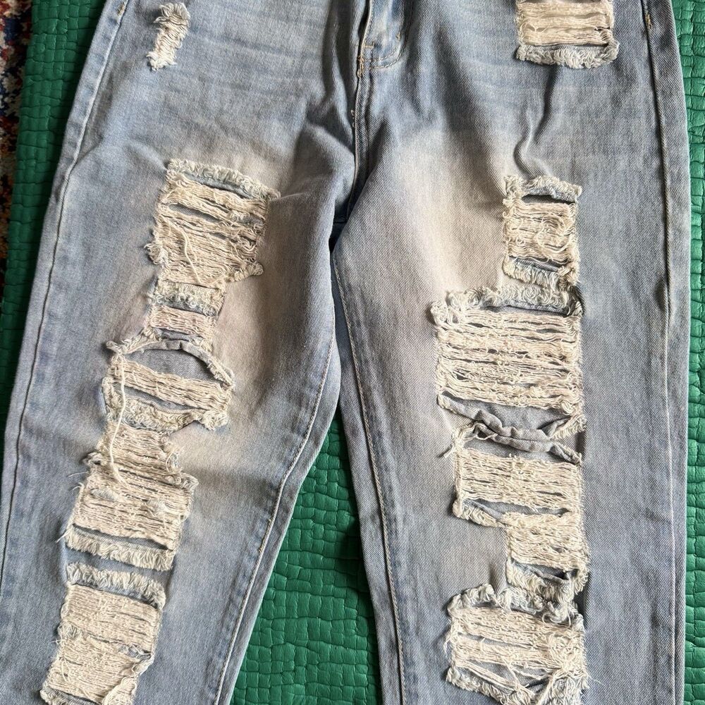 Y2K Elite Jeans Distressed Denim Jeans Raw Hem Pants Light Blue Wash Womens Sz 9 - Picture 14 of 16